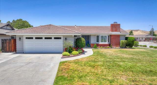 Photo of 22800 Bravo Pl, Salinas, CA 93908