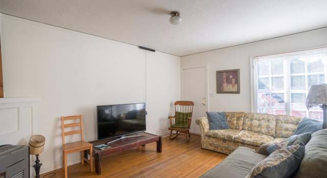 Photo of 394 Larkin St, Monterey, CA 93940