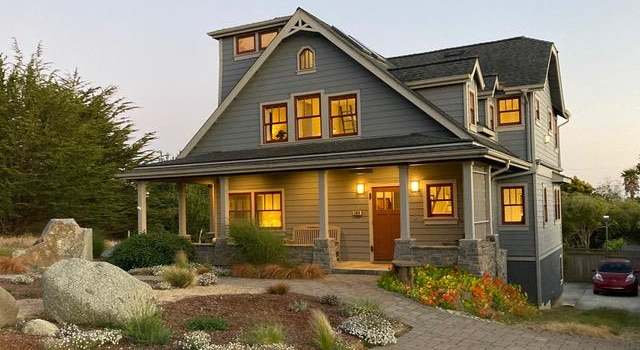 Photo of 390 12th St, Montara, CA 94037