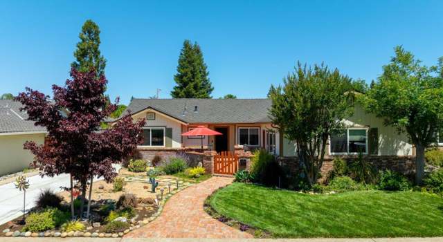 Photo of 331 El Cerrito Way, Gilroy, CA 95020