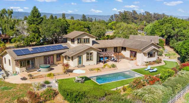 Photo of 141 Corona Ct, Watsonville, CA 95076