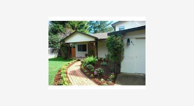 Photo of 971 SEENA Ave, Los Altos, CA 94024