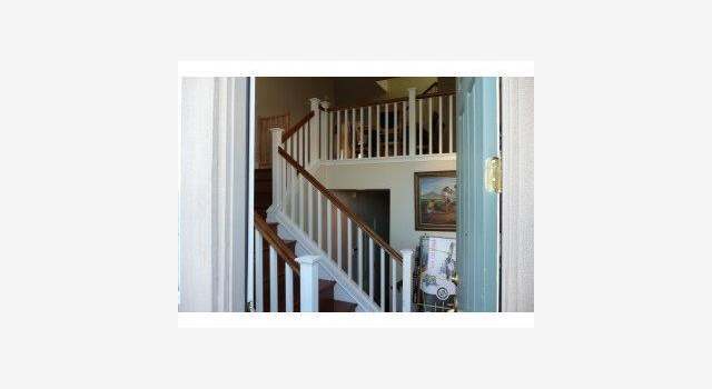 Photo of 337 BAY RIDGE Dr, Daly City, CA 94014