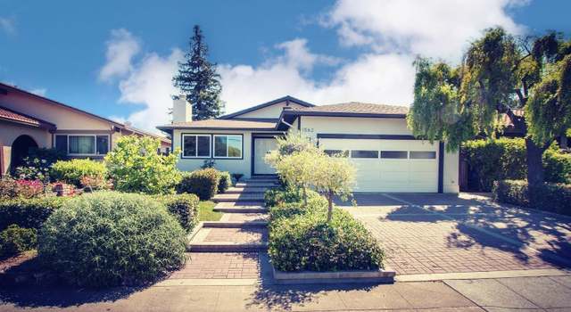 Photo of 1562 Valota Rd, Redwood City, CA 94061