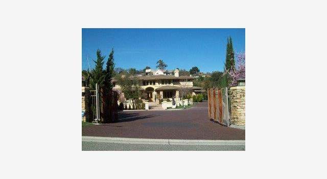 Photo of 20120 ORCHARD MEADOW Dr, Saratoga, CA 95070