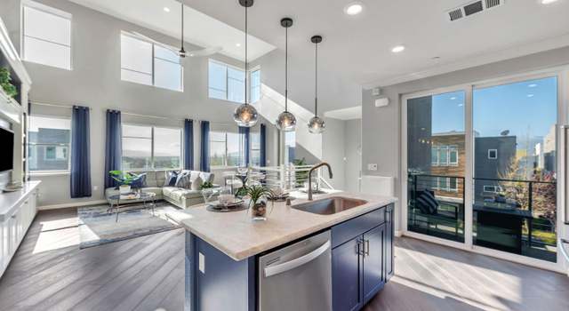 Photo of 111 Llano De Los Robles Ave #2, San Jose, CA 95136