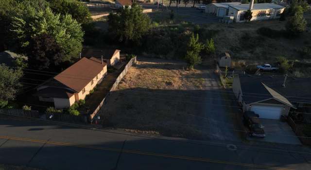 Photo of 563 Shasta Ave, Weed, CA 96094