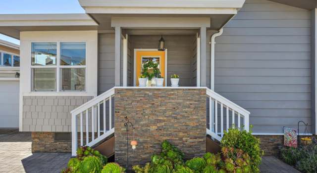Photo of 611 Poplar St, Half Moon Bay, CA 94019
