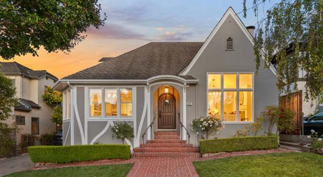Photo of 2111 Roosevelt Ave, Burlingame, CA 94010