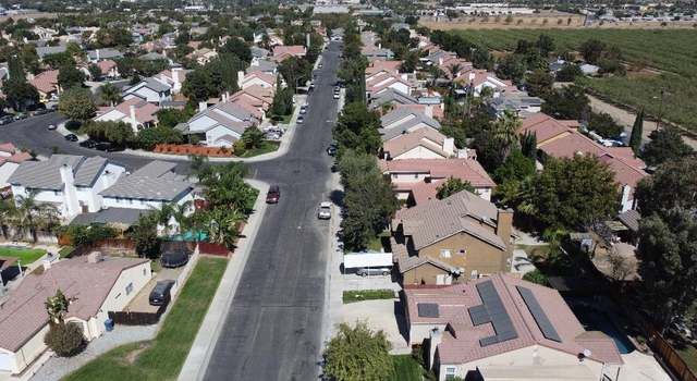 Photo of 1996 Davis Dr, Los Banos, CA 93635