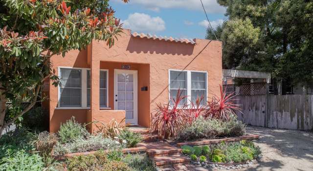 Photo of 313 Walnut St, Pacific Grove, CA 93950