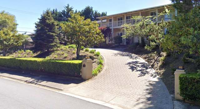 Photo of 2905 Privet Dr, Hillsborough, CA 94010