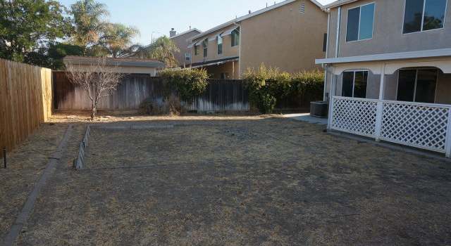 Photo of 665 MALLARD Dr, Los Banos, CA 93635