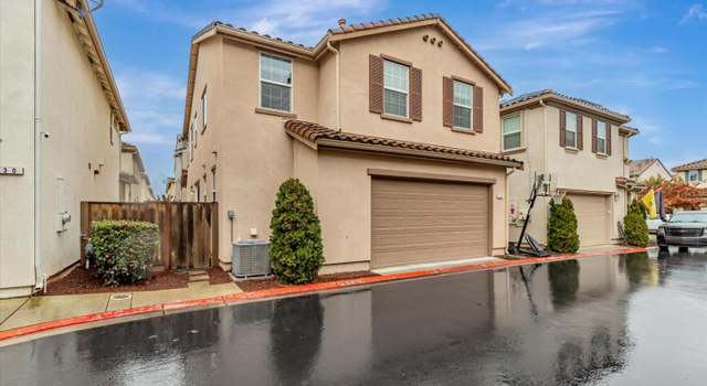 Photo of 28 Caspian Way, Gilroy, CA 95020
