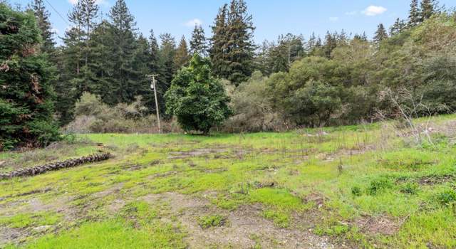 Photo of 530 Apple Valley Ln, Watsonville, CA 95076