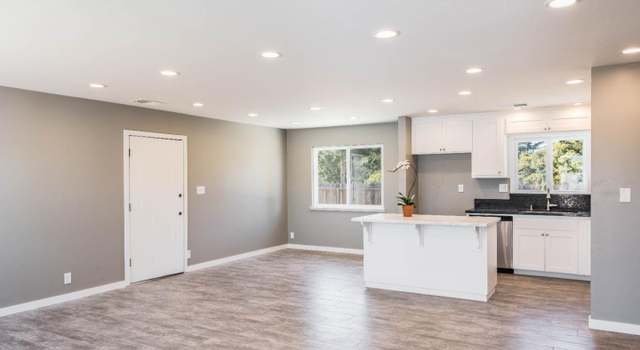 Photo of 3001 King Cir, Marina, CA 93933