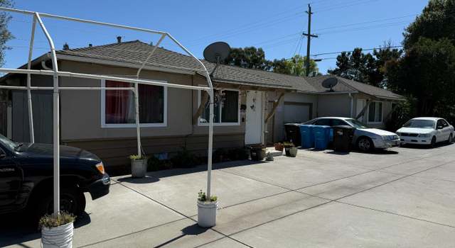 Photo of 1823 Woodland Ave, East Palo Alto, CA 94303