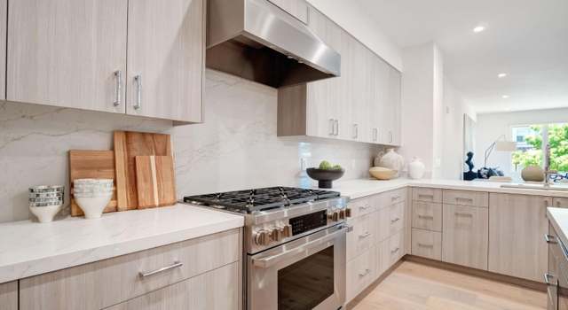 Photo of 425 First St #33, Los Altos, CA 94022