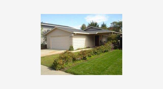 Photo of 324 JOHN St, Santa Cruz, CA 95060