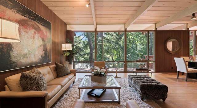 Photo of 16310 Oakhurst Dr, Monte Sereno, CA 95030