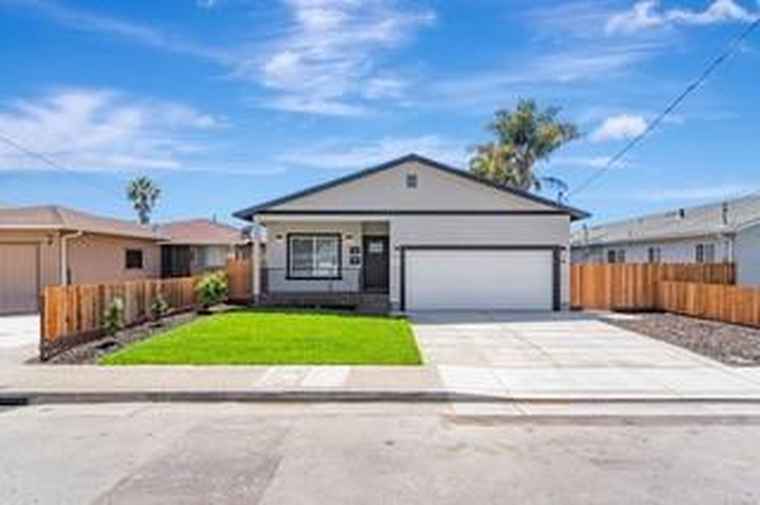 Photo of 57 Loughead St WATSONVILLE, CA 95076