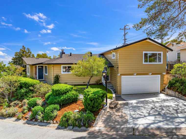 Photo of 224 Lyndhurst Ave BELMONT, CA 94002