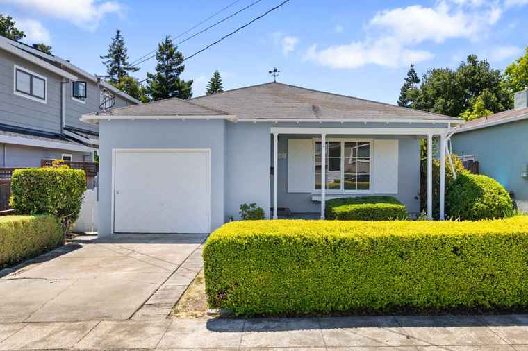 Photo of 1423 Greenwood Ave SAN CARLOS, CA 94070
