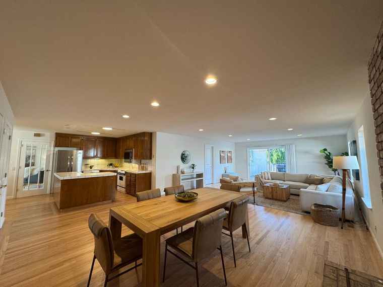 Photo of 651 Spruce St HALF MOON BAY, CA 94019