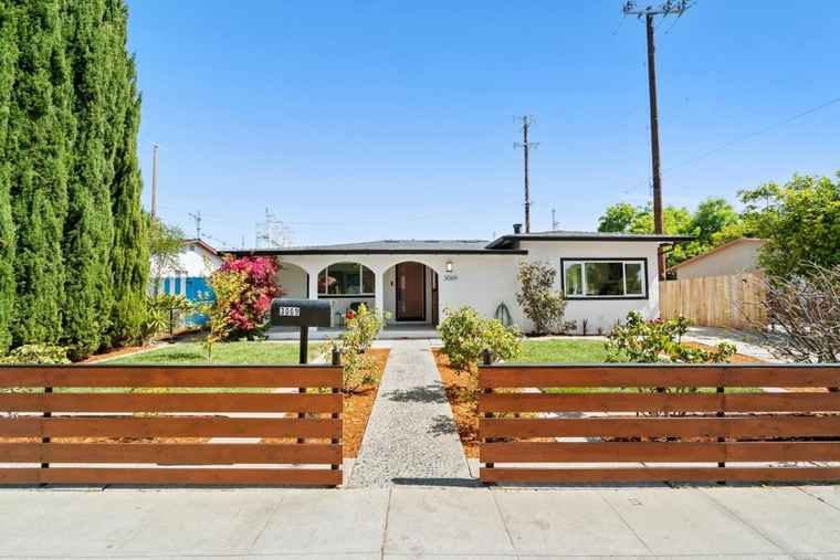 Photo of 3069 Agate Dr SANTA CLARA, CA 95051