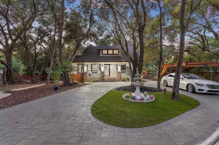 Photo of 14275 Saratoga Ave SARATOGA, CA 95070