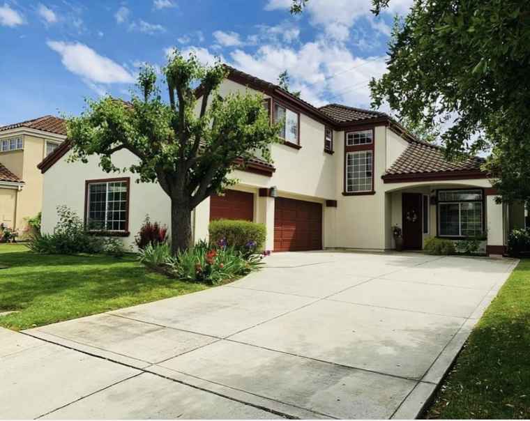 Photo of 982 White Cloud Dr MORGAN HILL, CA 95037