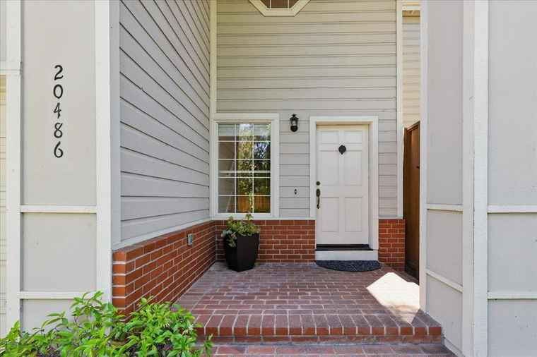 Photo of 20486 Pierce Rd SARATOGA, CA 95070