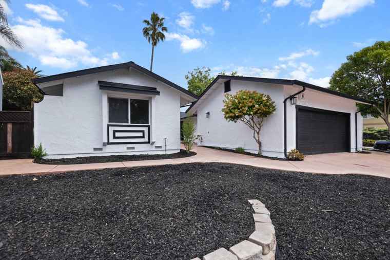 Photo of 16 Melwood Ct WATSONVILLE, CA 95076