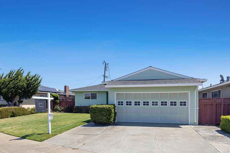 Photo of 2225 Salisbury Way SAN MATEO, CA 94403