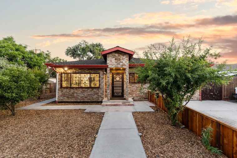 Photo of 2536 Amethyst Dr SANTA CLARA, CA 95051