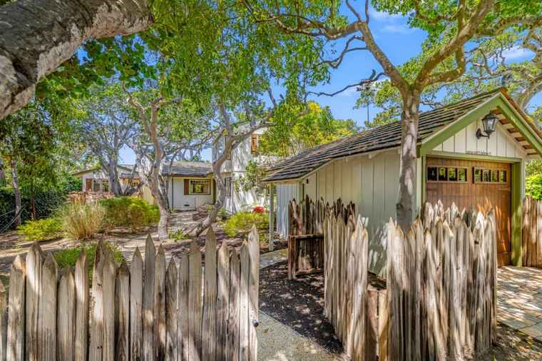 Photo of 3 SW Monte Verde & 13th St CARMEL, CA 93923
