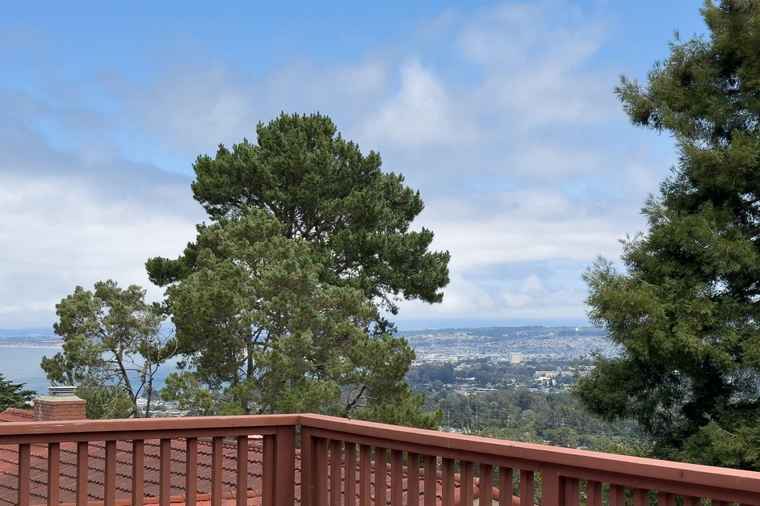 Photo of 25 Linda Vista Dr MONTEREY, CA 93940