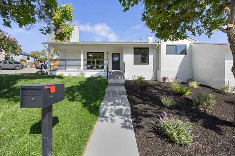 Photo of 758 Sequoia Ave SAN MATEO, CA 94403