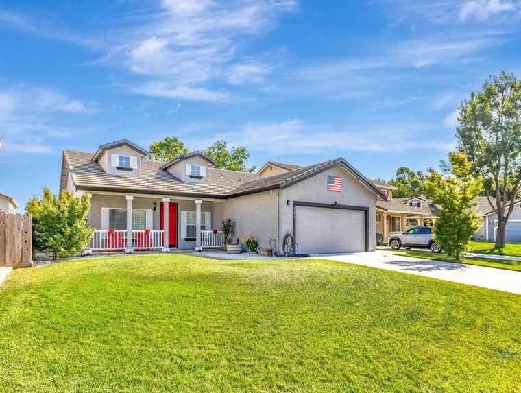 Photo of 761 Gia Ct HOLLISTER, CA 95023