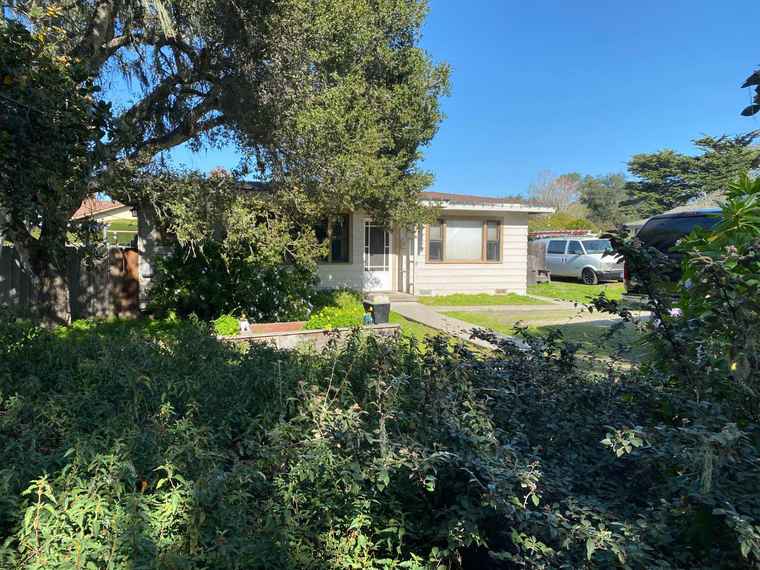 Photo of 1597 Josselyn Canyon Rd MONTEREY, CA 93940