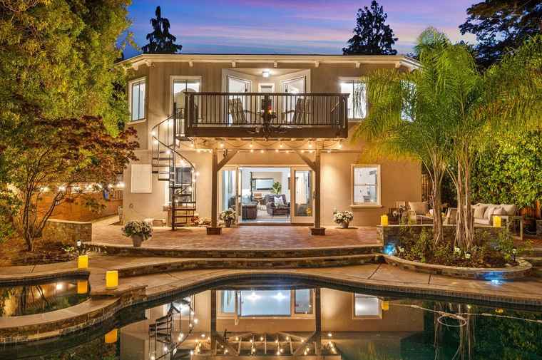 Photo of 1308 Montero Ave Burlingame, CA 94010