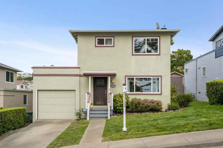 Photo of 383 Inverness Dr PACIFICA, CA 94044