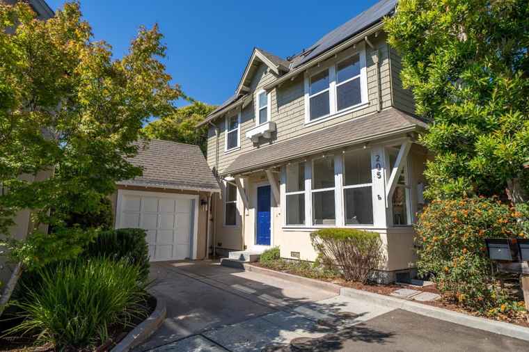 Photo of 205 Roosevelt Ter SANTA CRUZ, CA 95060