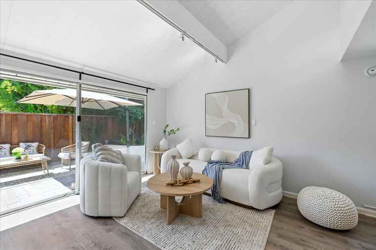 Photo of 2211 Rock St MOUNTAIN VIEW, CA 94043