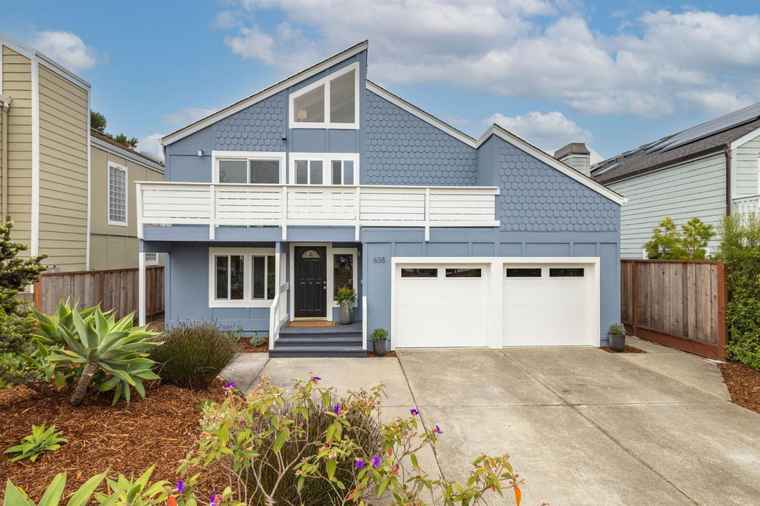 Photo of 638 Alsace Lorraine Ave HALF MOON BAY, CA 94019
