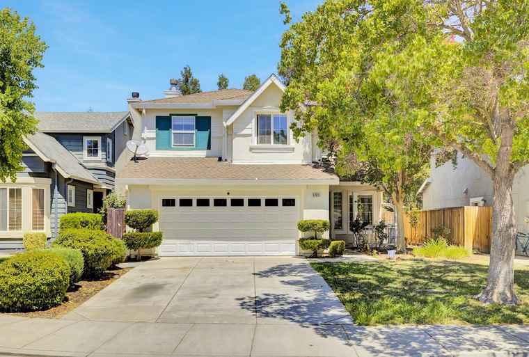 Photo of 693 Nacomis Ct TRACY, CA 95304