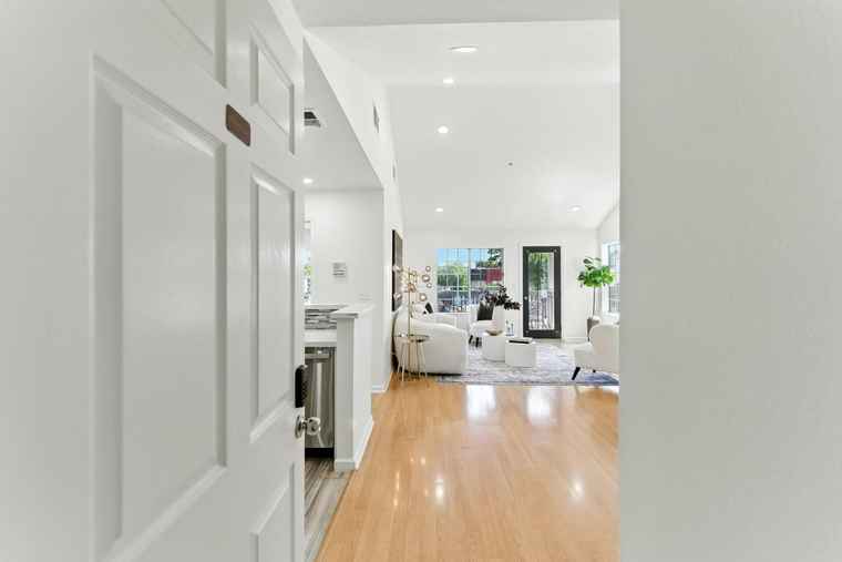 Photo of 935 Old County Rd #42 BELMONT, CA 94002