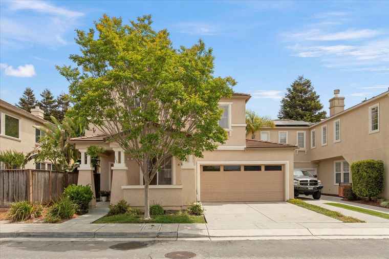 Photo of 35 Paseo Dr WATSONVILLE, CA 95076