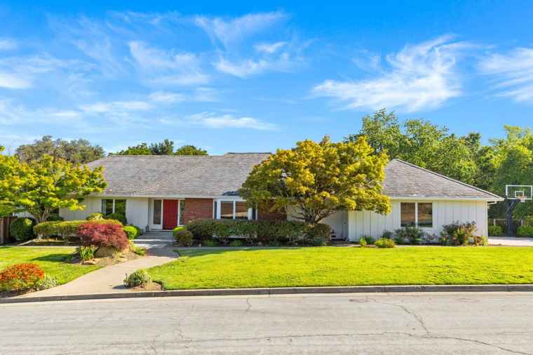 Photo of 14231 Short Hill Ct SARATOGA, CA 95070
