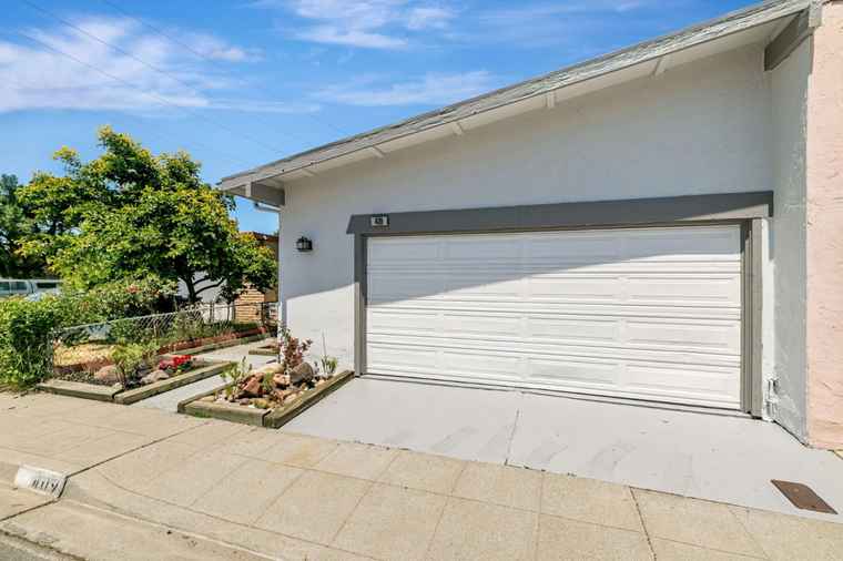 Photo of 409 Gibbons Ct MILPITAS, CA 95035